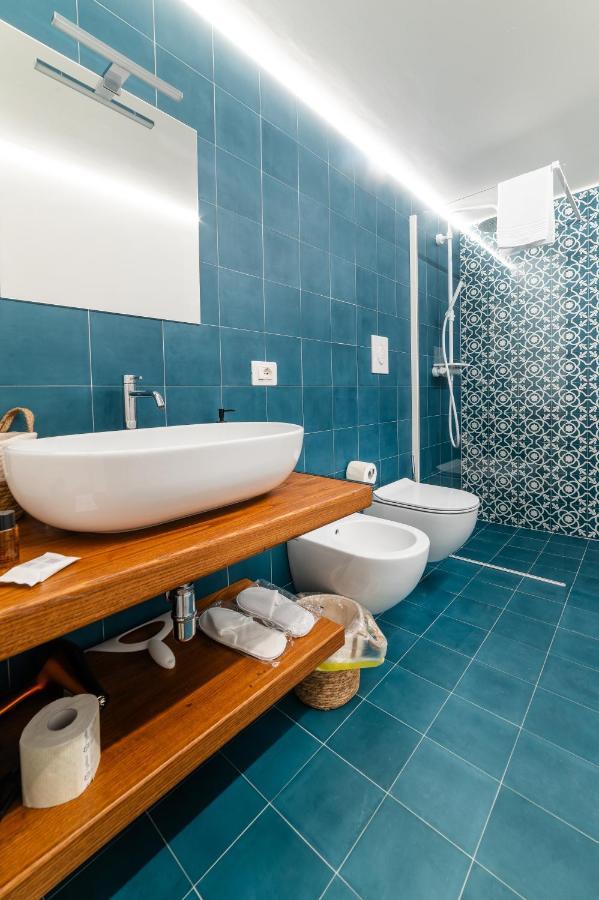 Old Court Luxury Suite&Spa By Monholiday Monopoli Exterior photo